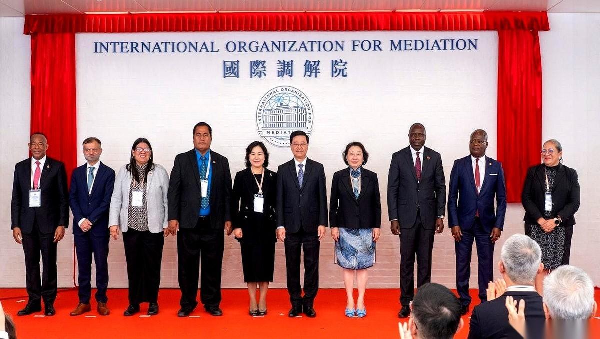 5月8日，香港国际调解院首案爆了！没法官，没官司，中国新加坡公司死结轻松解开。