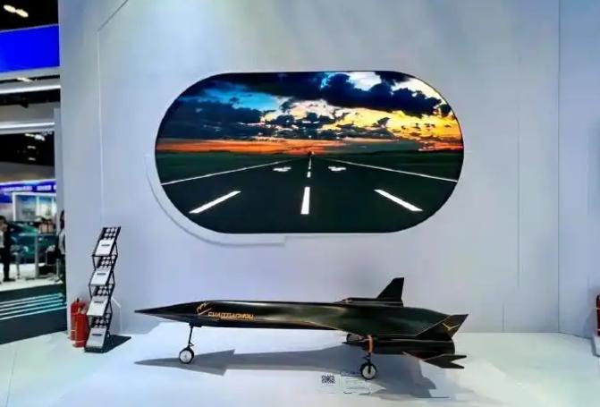 美国估计这回没脸见人了，因为被中国用水泥狠狠地打了脸！谁能想到，让美国高超