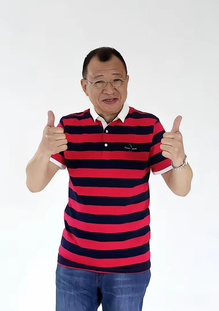 TVB金牌绿叶许绍雄离世的消息传来,全网悲痛。最揪心的莫过于三位至亲挚友。