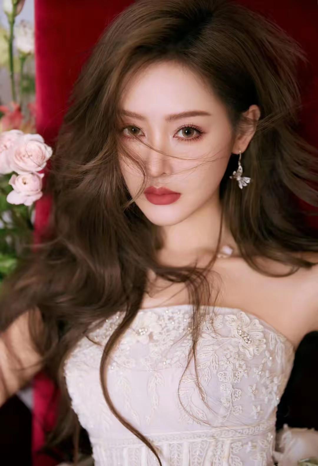 女明星张天爱最新写真