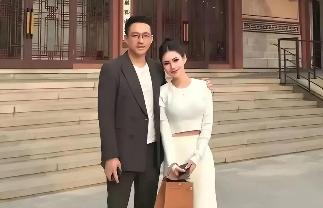 汪小菲马筱梅的婚礼恐被取消！距离他们的婚礼时间越来越近了，婚纱都定制好了，婚礼场