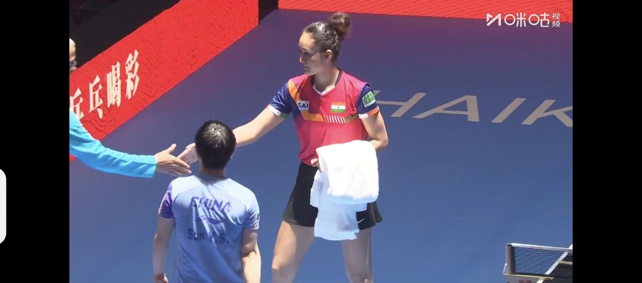莎莎3:0完胜厉害滴巴特拉，看来脚伤已经痊愈[大笑]问题于老师滴网球肘咋好滴那么