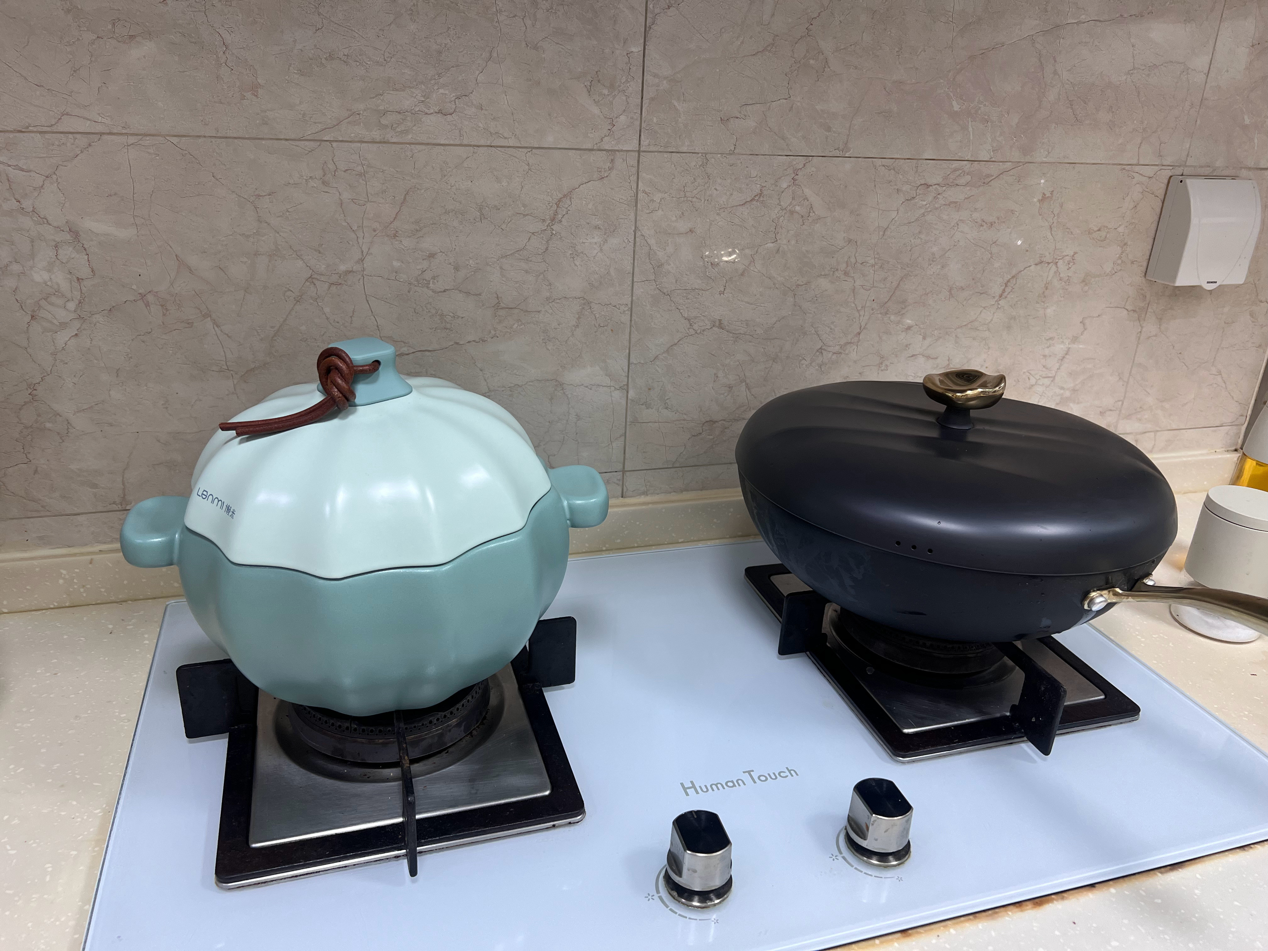 最近一周也在好好做饭！顺便安利一下用了小半个月的锅，之前为了找没有涂层的锅找了很