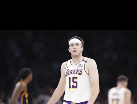 湖人被警告了湖人媒体Lakers在社交媒体上写道：“里夫斯的经纪人就交易流言