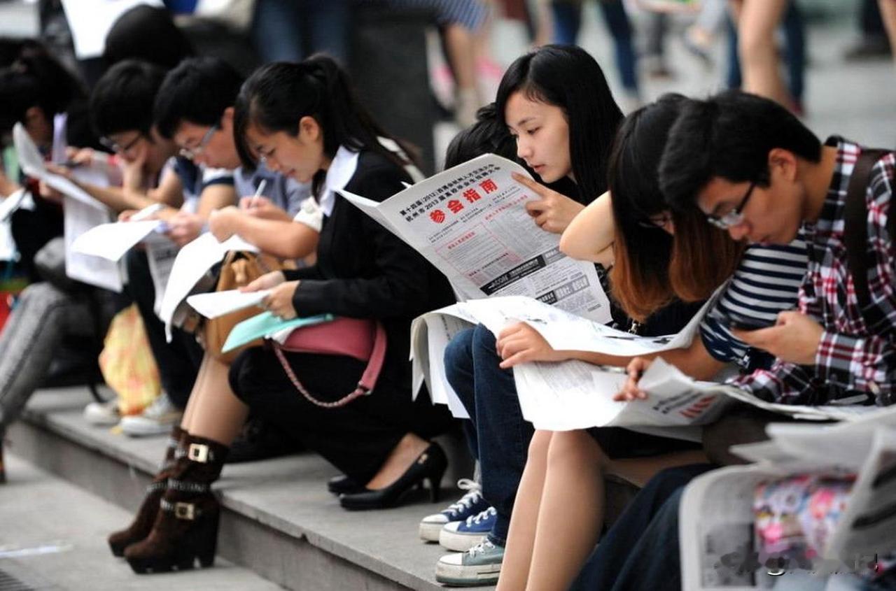 为什么考研女生会更多?讲真，不是错觉。教育部数据摆着呢：2023年研究生在校生里