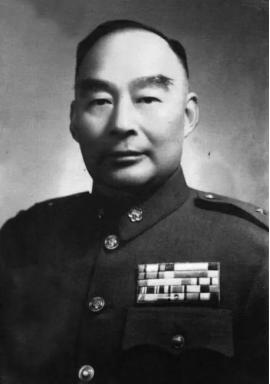 1962年，蒋介石去医院探望病重的胡宗南。这个曾经替他守过大西北、打过延安、最后