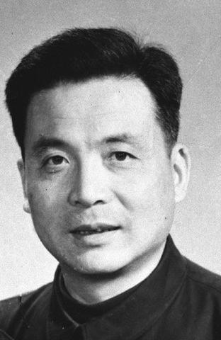 1986年7月29日，62岁的邓稼先与世长辞，临终遗言让人为之震撼。邓稼先躺