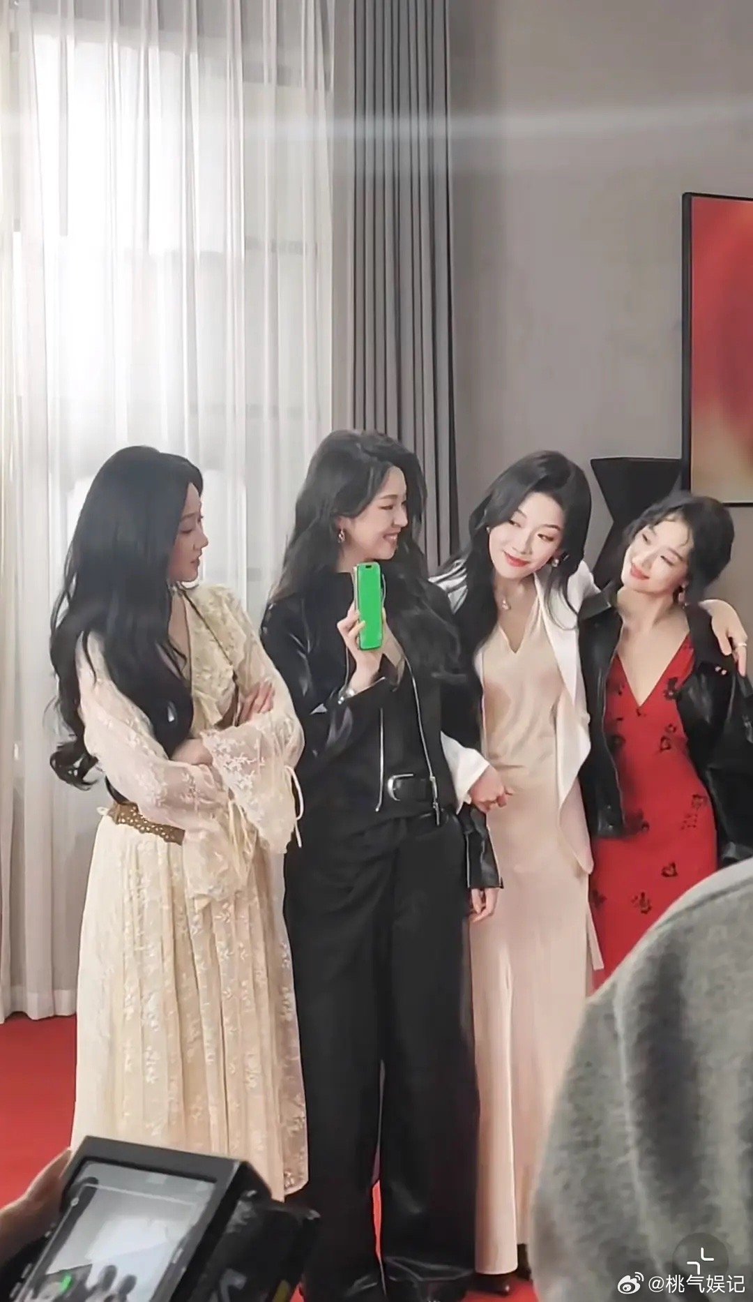 这4个人啥时候有共同商务了