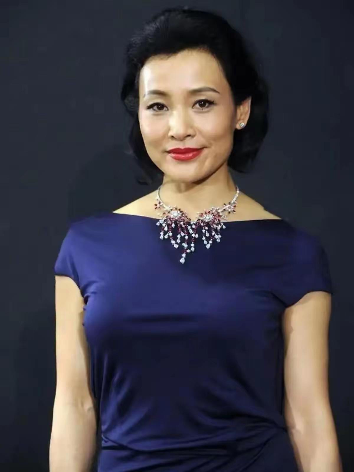 一位离异富婆说的一段话：“如果你是经济独立的女性，无论你嫁给谁，大概率都会离婚的