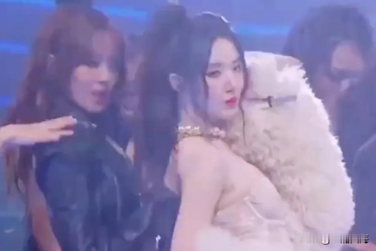 MAMA颁奖礼：把中国底线当儿戏？周润发先生70岁生日遭遇不快细节暂且不论，但韩