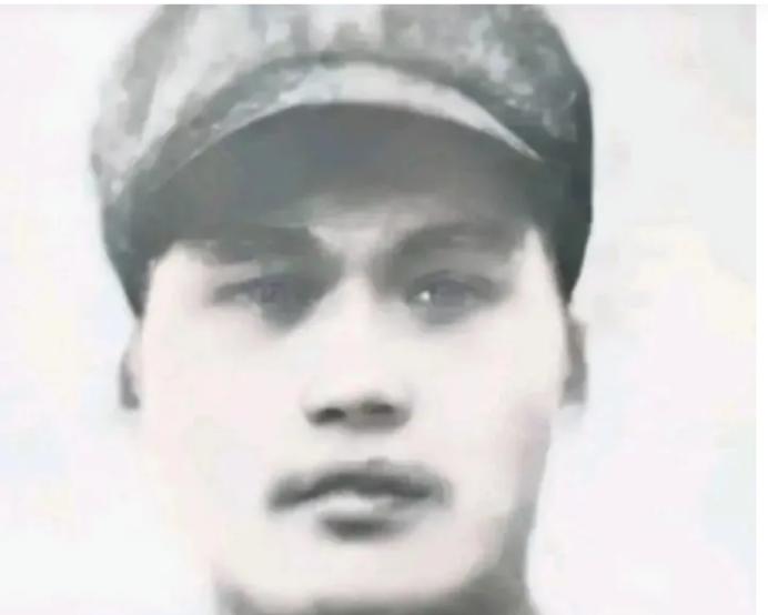 1979年，郑宏余被七八名越军包围，越军见他只有一个人，就喊话让他投降，郑宏余听