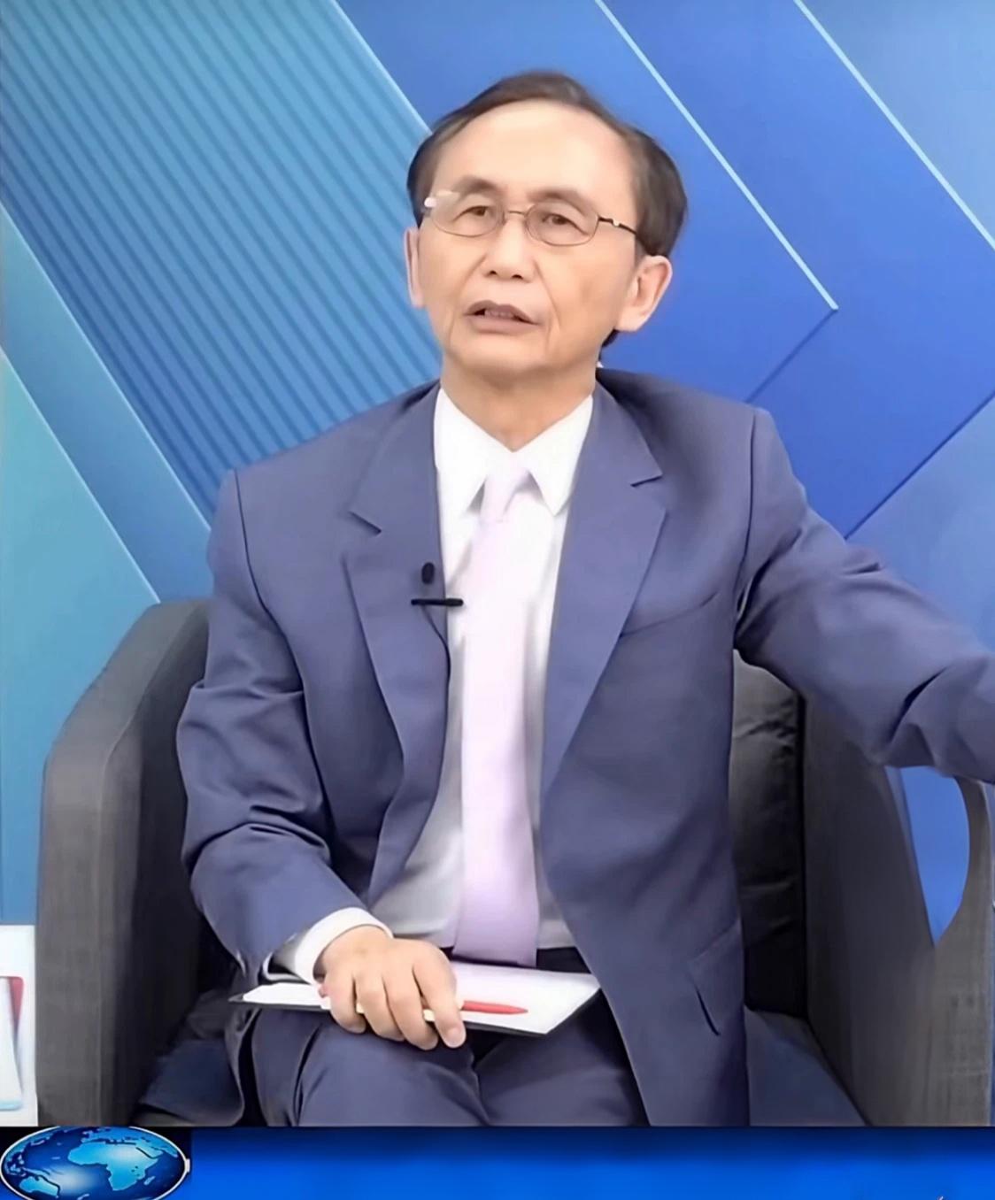 吴子嘉毒舌开炮！侯友宜"咬耳"苏巧慧，柯P土城回来变搅屎棍，蓝白合彻底烂尾岛