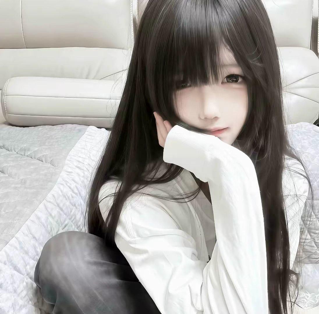 𝑾𝒆𝑪𝒉𝒂𝒕女头小众ins风丨无水印丨治愈系丨审美积累丨𝐒𝐡?
