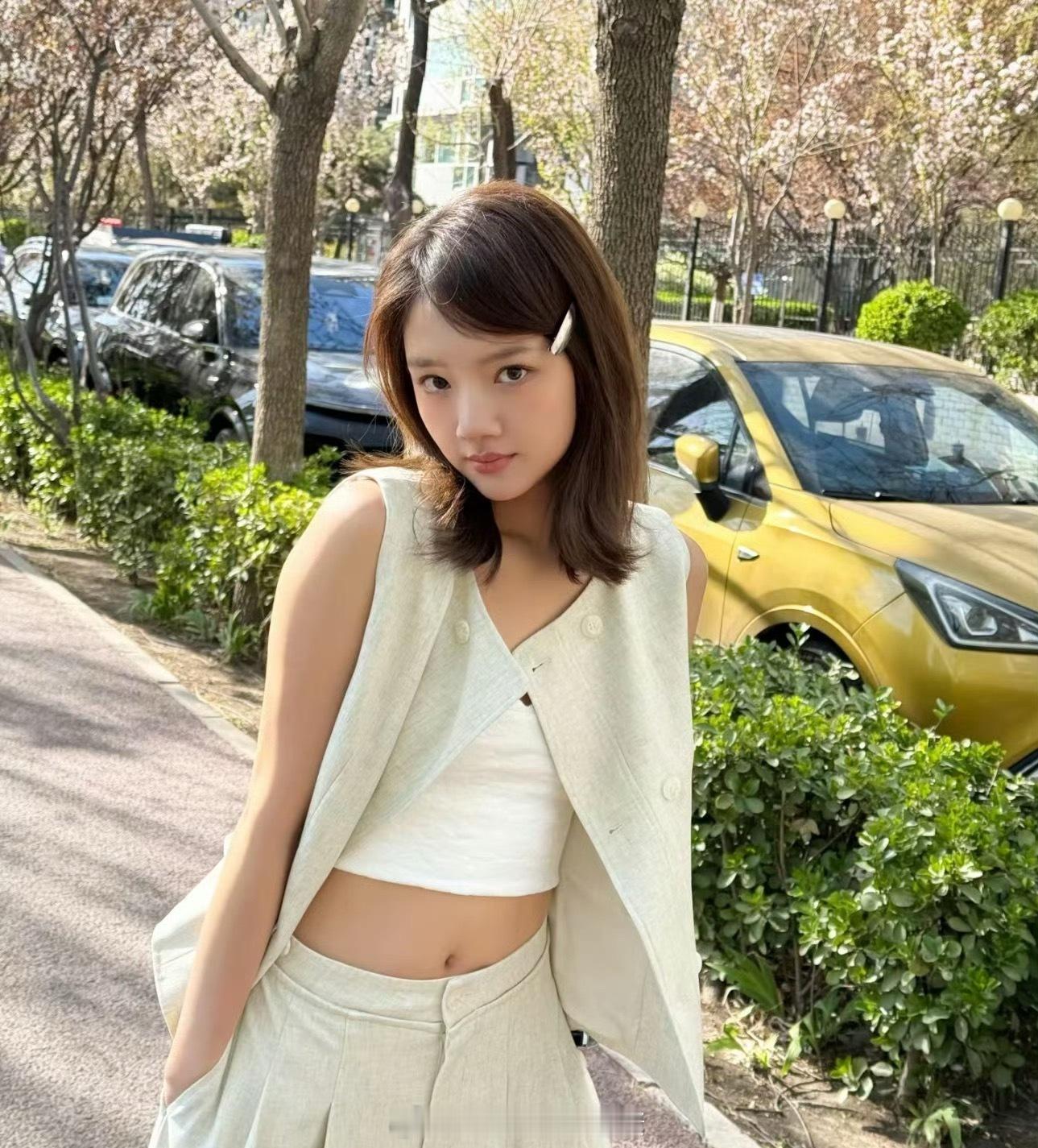不敢信这是任敏生图，感受到了女明星对美的执着