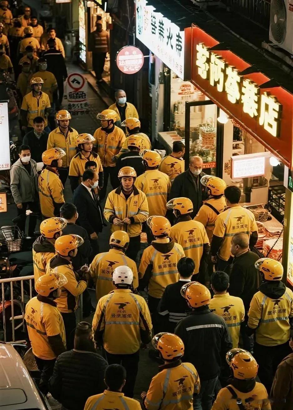“再不行就去送外卖”？醒醒吧，这退路快堵死了。6楼订单刚挂出来，7个人秒抢；