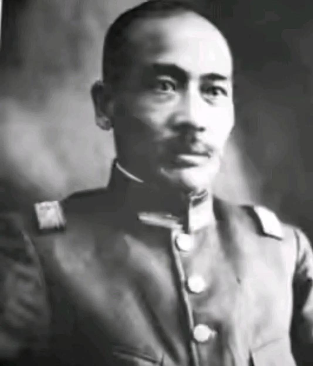 公元1638年，满清军队杀死了明朝一品大员家中47口，这位一品大员临终前发誓：后