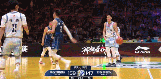 迪亚诺成就徐杰扣篮梦，刘玉栋颁发MVP，CBA并没有给徐杰堆满流量CBA不是