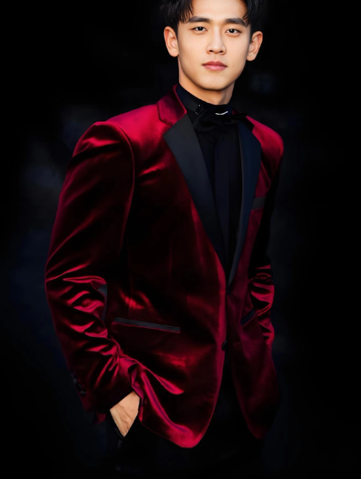 王天辰火了可我却发现他身上有个问题就是他虽然十年才火，可早在这之前他就已经和很