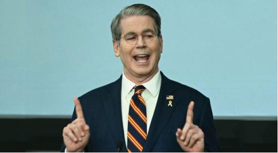 中美谈完，贝森特松开中方的手，只求办3件事，中方深夜通报结果 美方带队的是财