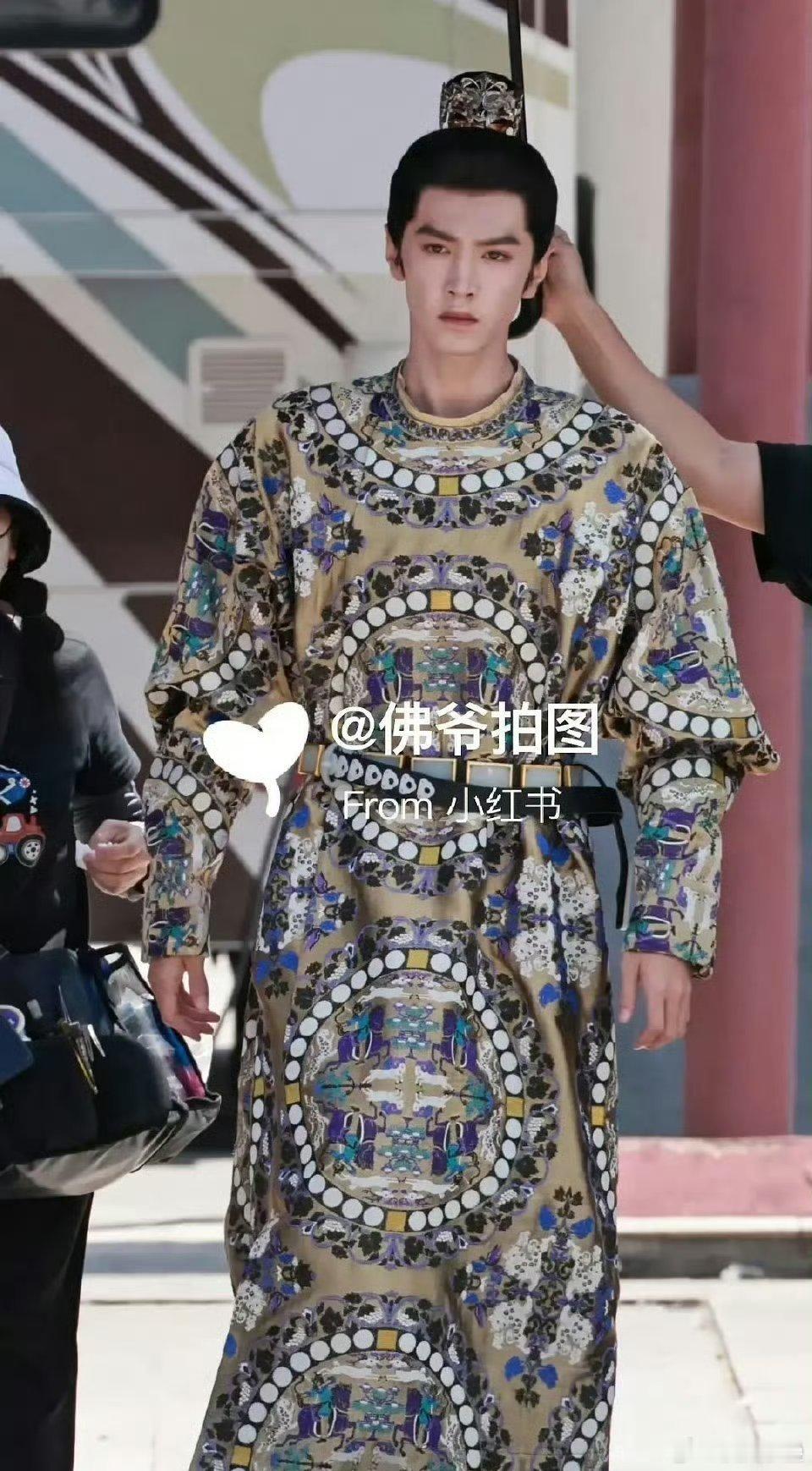 确实丑衣服哈哈哈​​​