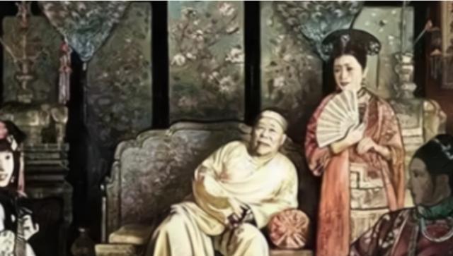 1798年，88岁的乾隆娶了13岁的晋妃。乾隆共有45位妃嫔，晋妃是最后一个。洞