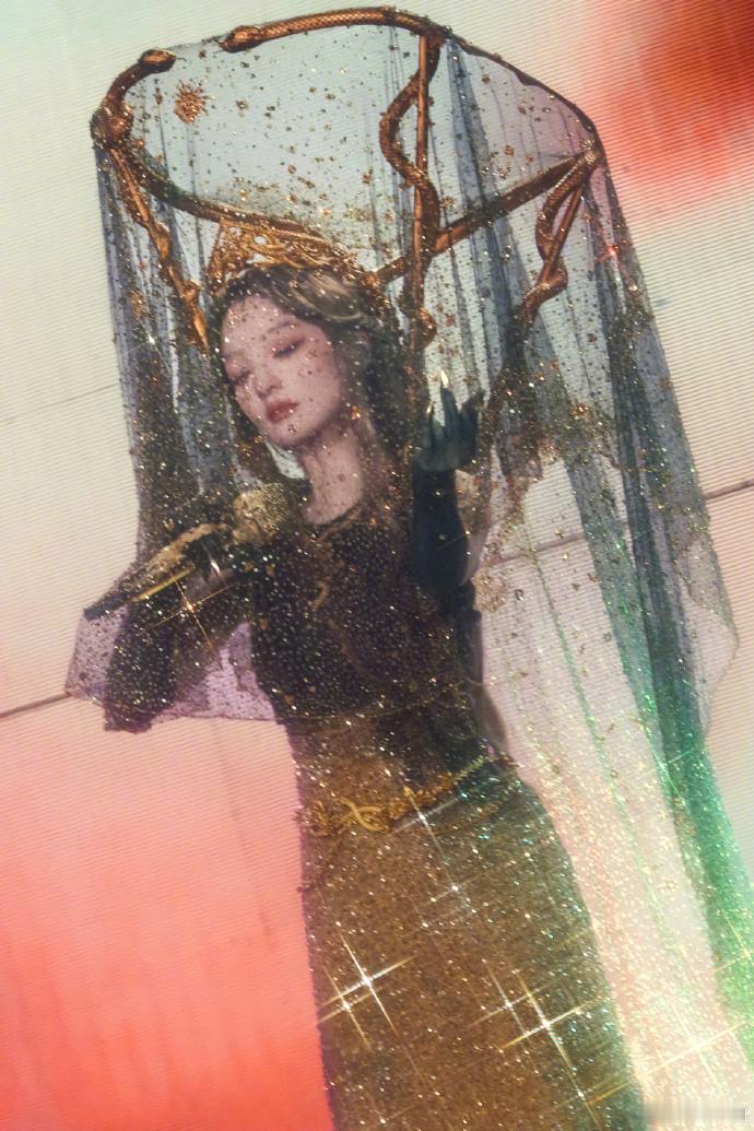 张韶涵这15S是我能听的吗刚听完张韶涵新专辑15S预告，直接原地封神！她用独特