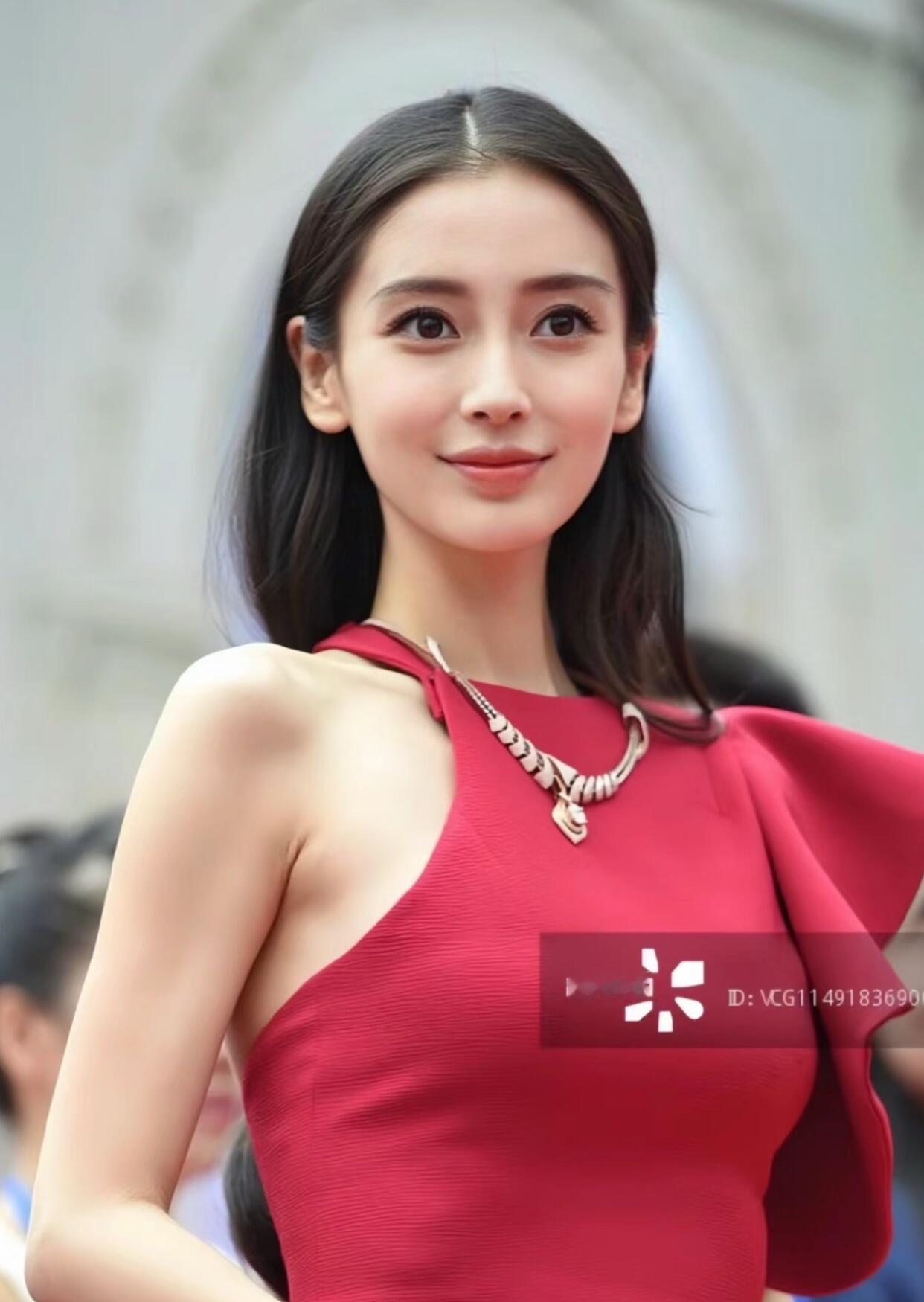 天天还是得吃陈年老粮好烦….现在还能新出点这么秀气的头颅供欣赏研究吗🍠