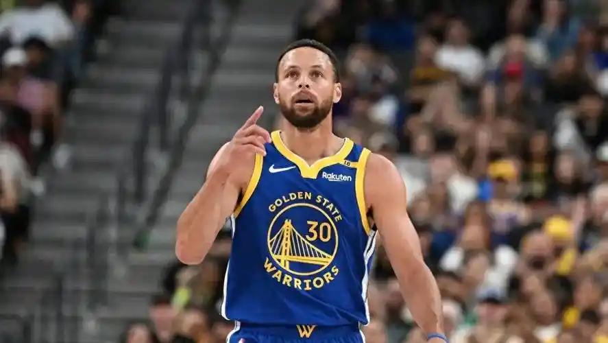 NBA现役40岁以下球星实力排名：1，库里2，布伦森3，文班亚马4，字母