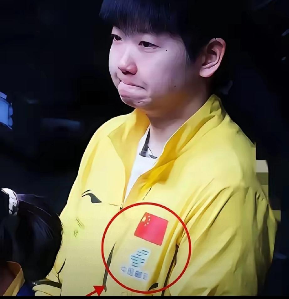 莎莎还没更新动态，大概是还没完全原谅自己吧。以她要强的性子，在北京家门口比赛，
