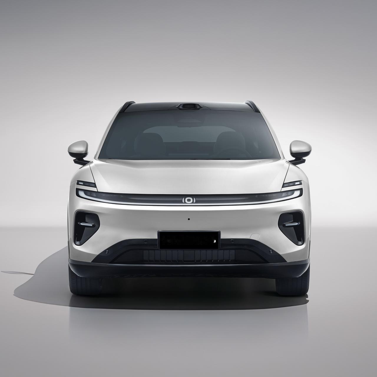 聊聊昨晚发了公告的长安启源Q06吧？其实这款车预计是8月9月才上市的，但既然发了