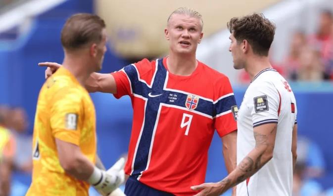 随着英格兰2-1逆转挪威，我想说的是：1、阿根廷难胜英格兰虽然常规时间被挪威