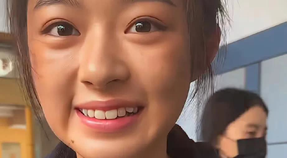 于正后悔让黄杨钿甜演五娘了吗？让他的戏才播几个月就停了没看过《五福临门》