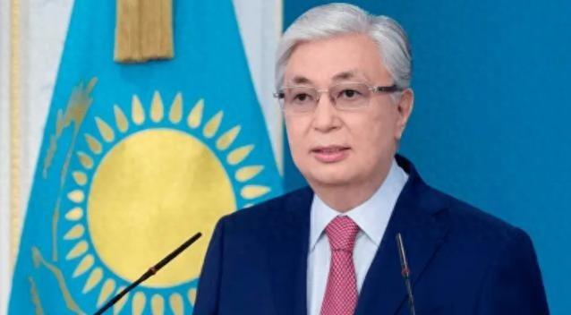 胆大包天！哈萨克斯坦把普京的面子当做了“鞋垫子”！托卡耶夫在日本拿到实打实的好处