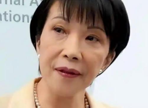 一个在日本的华人说了一句意味深长的话，他的大概意思是，如今中国如果和日本开战