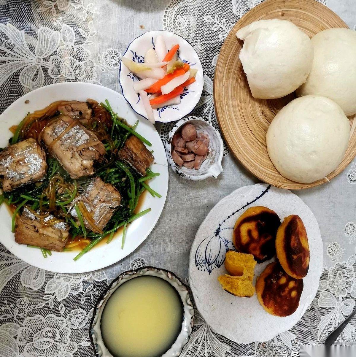 来回100多公里，半天时间，几十块油钱。就为了去旅顺，磨一点白面和玉米面。说