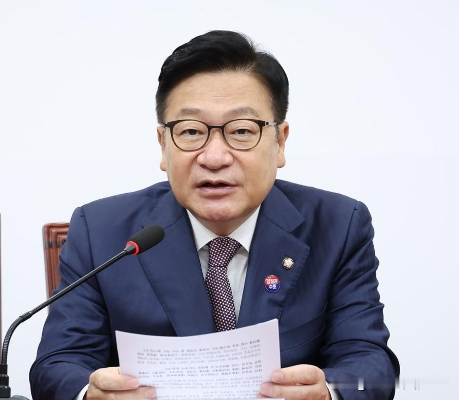7月27日，韩国国民力量党内爆发的国会肢体冲突事件迎来重大转折，引发政坛广泛热议
