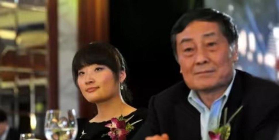 杨少华操劳一生，孩子终究和睦，没有搞什么争产之类的破事。蔡澜无儿无女，一身清净。