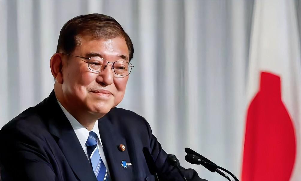 日本首相要乐开花了！特朗普宣布，美国针对日本制铁公司对美国钢铁的收购是否存在安全