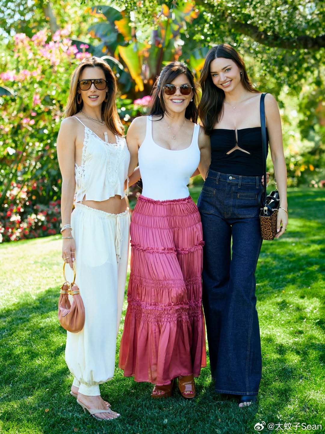 mirandakerr米兰达可儿在洛杉矶出席LaurenSanchez的儿童