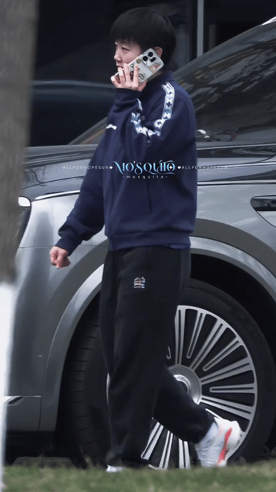 业务繁忙的莎局，小朋友们也终于看到莎莎姐姐了。在成都训练的莎莎，今天一天看到了