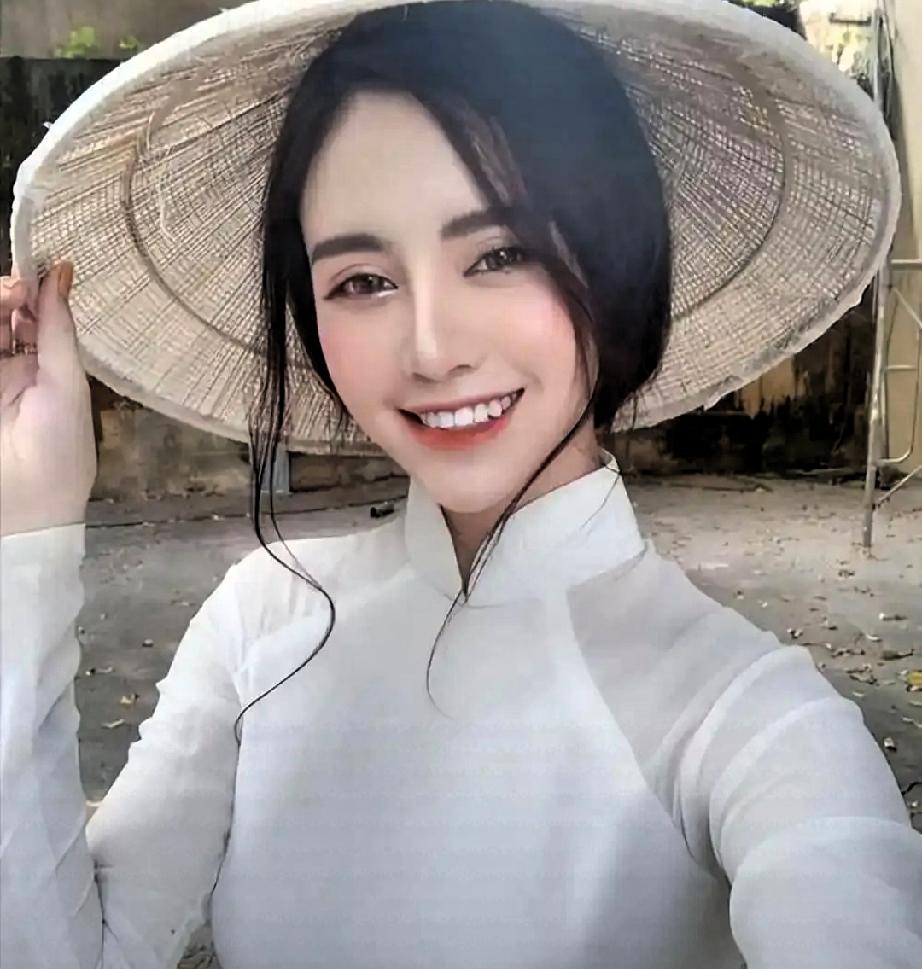 为什么老外爱去越南，去过越南才知道，越南女孩是老天爷追着赏饭吃！真的是老天爷偏心