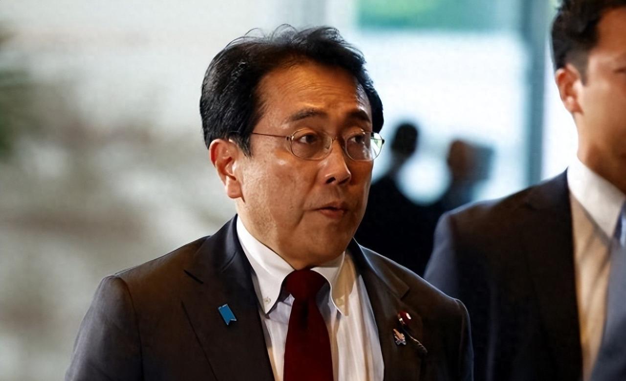 说实话，看到这消息第一反应是：日本这操作，挺拧巴的。4月24号，日媒集体放风