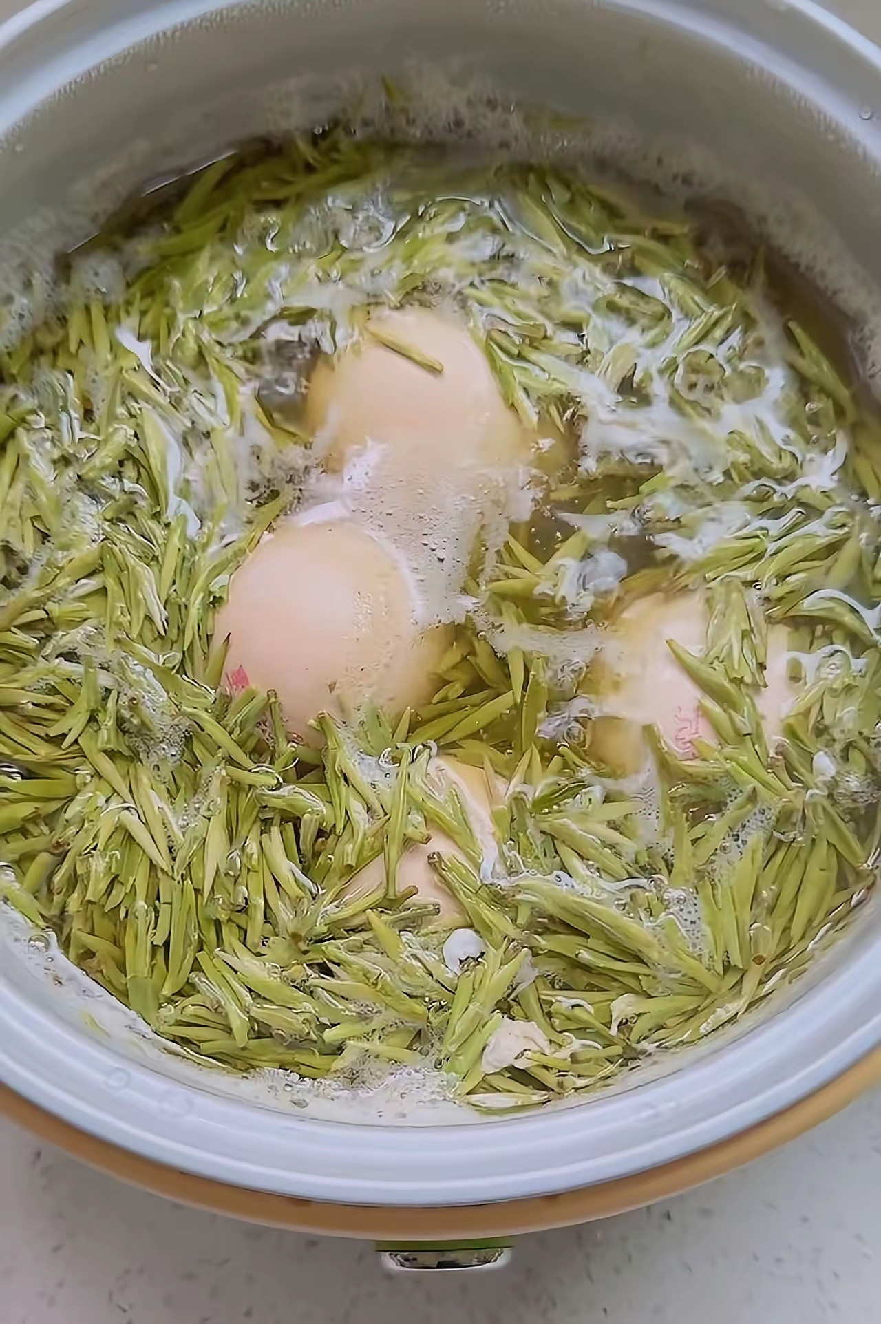 女朋友煮的，敢怒不敢言。​​​