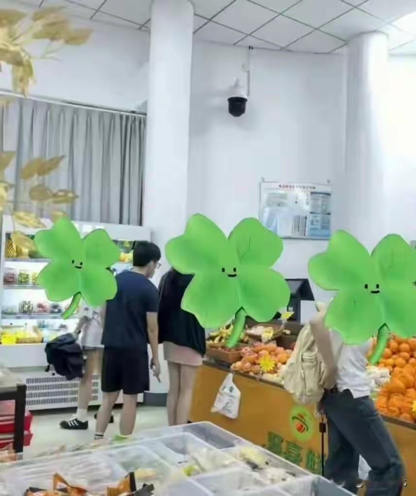 自毁前程！南京审计大学这个研究生偷拍女子裙底，真是损失大了啊！本已被省税务局预录