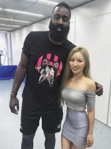 哈登已经连续17年打进季后赛了，他是历史第一吗？哈登是当今联盟的超级分卫，实