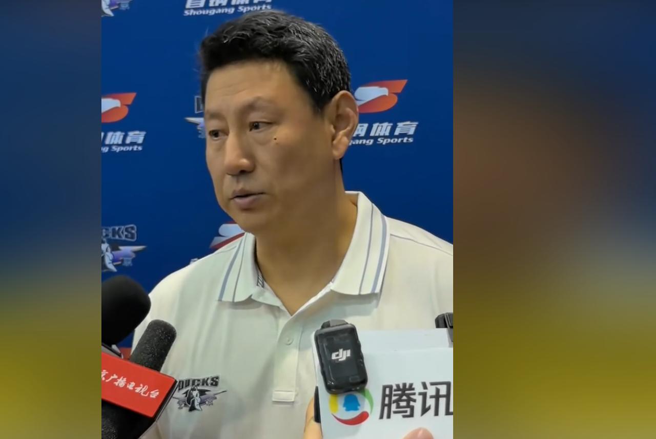 李楠明智选择！据北京体育媒体人透露，北京男篮最终还是没有给到大外援麦基续约合