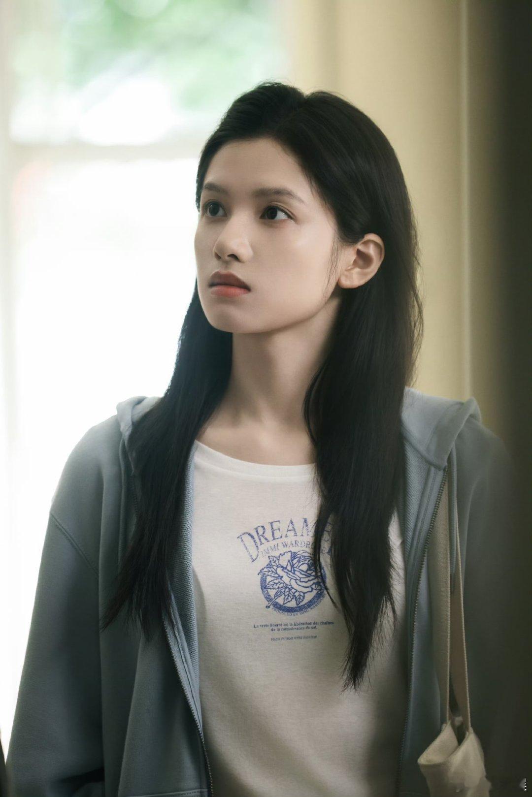 张婧仪掌管内娱跑步的神张婧仪在奔跑这个赛道没输过翻看所有女星奔跑镜头，还是张婧