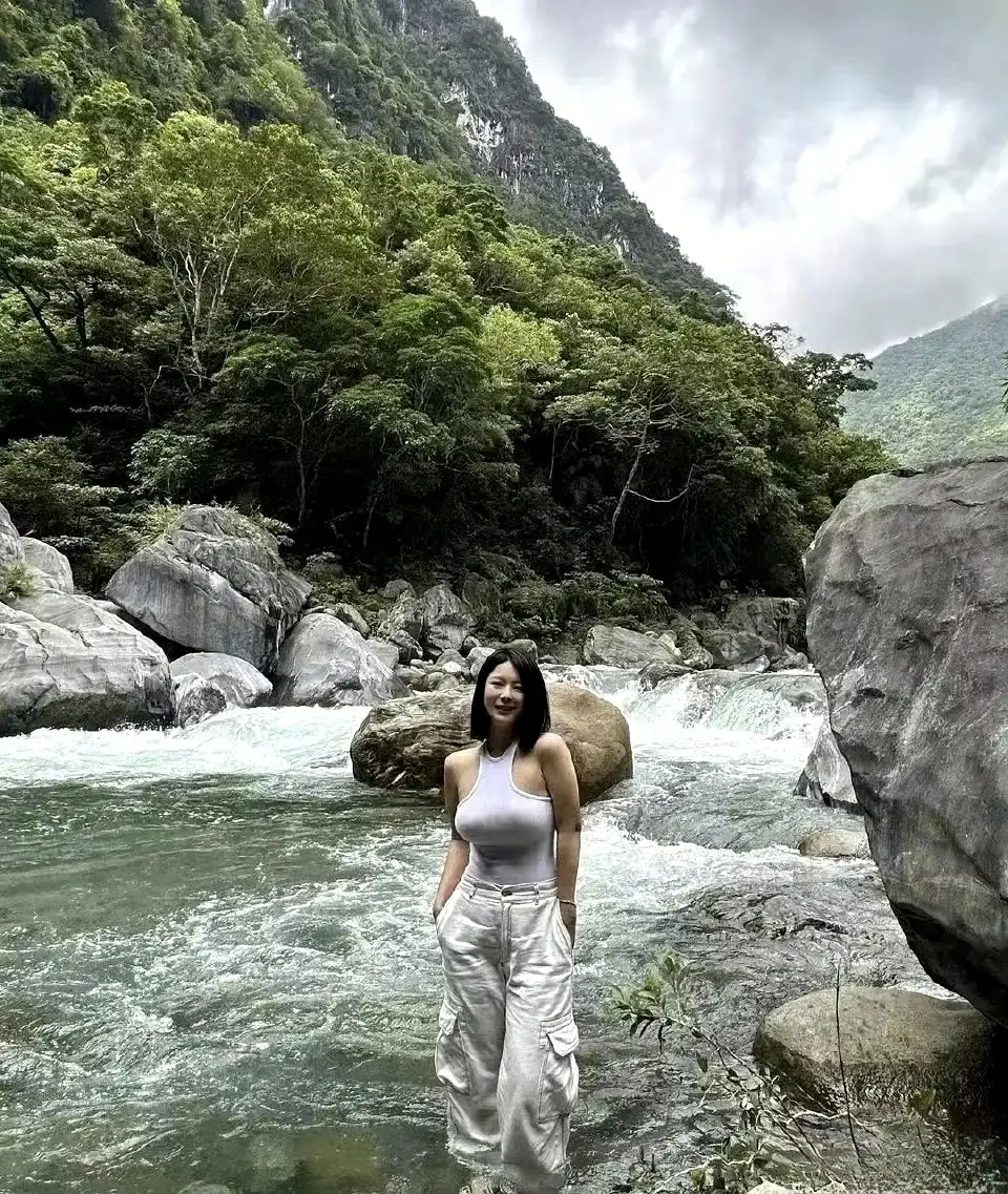 你们说，山美，还是水美？