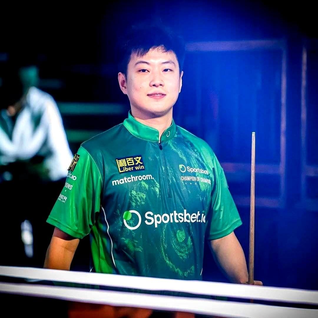 赵心童2-6被翻，错就错在那一杆。第八局他先上手，红球堆刚炸开，眼看要冲单杆