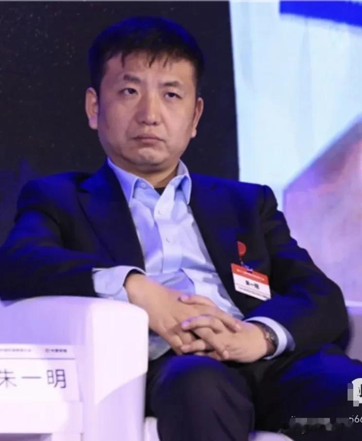 看了长鑫科技朱一明的经历，这种人很难不成功！17岁高分考入清华大学物理系